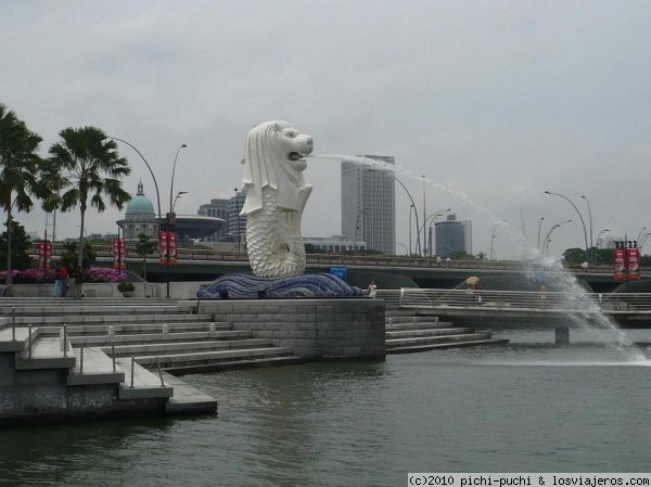 Merlion, símbolo de Singapur
Merlion, medio leon, medio pez es el símbolo de la ciudad de Singapur.
