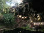 Interior del Cenote zaci