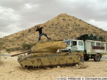 harguesa
Somaliland, mi buen amigo yu , haciendo el gamba. Somos felices!!
