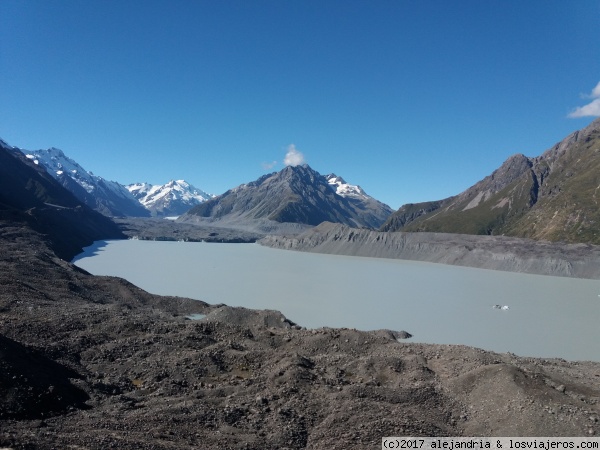 Tasman Lake
Lago glaciar Tasman en el parque nacional de Mt. Cook
