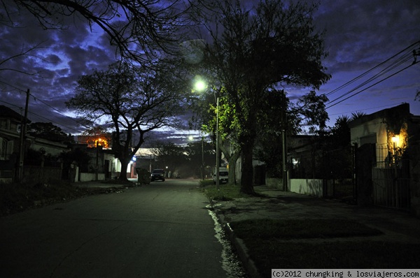 barrio Montevideo noche
barrio Montevideo noche
