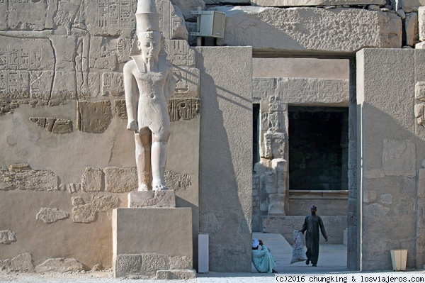 templo de Karnak en Luxor
templo de karkak en Luxor
