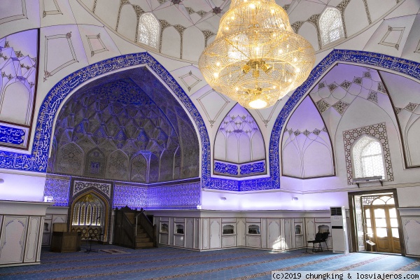 Interior de mezquita
interior de la mezquita de Bolo Hauz en Bujará

