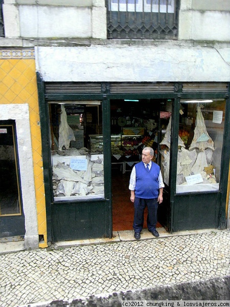 tienda de bacalao en Lisboa
tienda de bacalao en Lisboa
