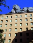 piedras en el tejado de montserrat