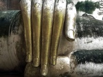 manicura budista en Sukhothai