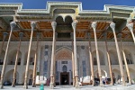 fachada de mezquita
mezquita bolo hauz bujará