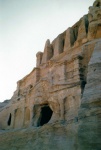 petra jordania cave