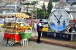 reloj pesadilla para los currantes de Uskudar (orilla asiática Estambul)