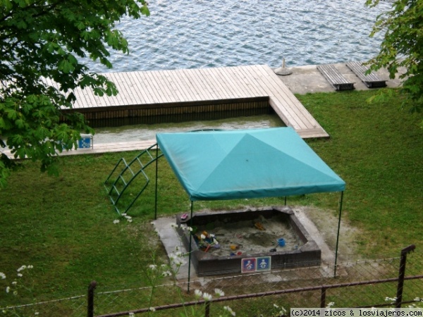 ESLOVENIA: 10 NOCHES EN EL PAÍS MÁS BONITO DEL MUNDO - Blogs of Slovenia - Bled: Un lago con mucho glamour. (27)