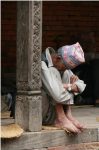 SIESTA NEPALÍ, Bellezas de Khatmandu
nepal katmandu siesta hombre