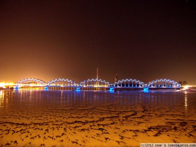 Viajar a  Letonia: Discoteca Dau - PUENTE FERROVIARIO (Discoteca Dau)