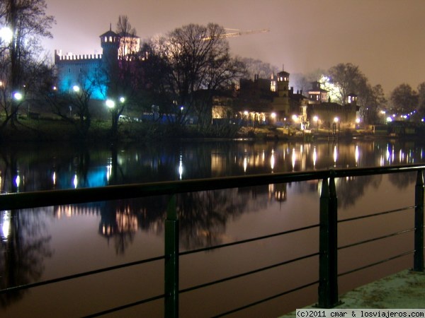 Foro de Turin en Italia: Castillo medieval -  Turín