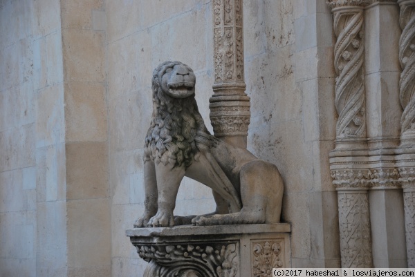 Catedral de Sibenik
Figura de león en la catedral de Santiago, Sibenik, Croacia
