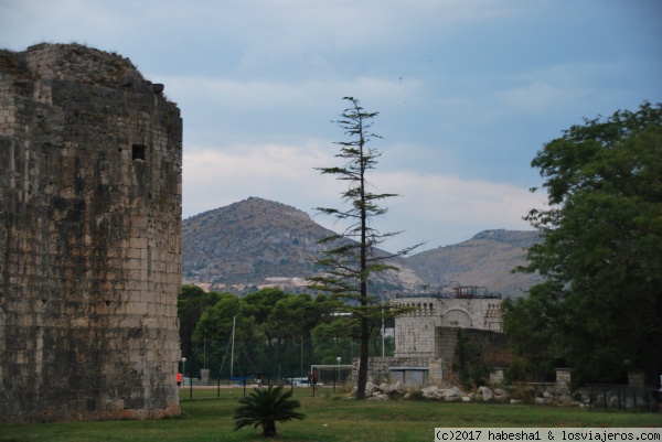Torre de San Marcos, Trogir, Croacia
Construída como torre defensiva y de vigía de Trogir
