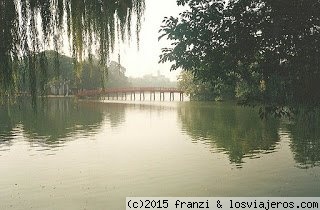 Lago Hoam Kiem - Hanoi
En el centro de Hanoi, te encuentras esto....
