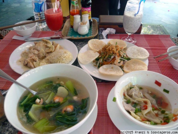 Mmmmm
Comer en Viet-nam. Sinfonía de sabores a precios anti-crisis
