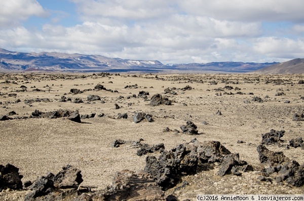 Paisaje lunar - Islandia
En esta zona del camino a Askja es donde practicaban los astronautas del programa Apollo para sus misiones.
