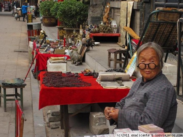 Vendedora
Anciana vendedora en Pyngiao, China. No le gustó nada que le 
