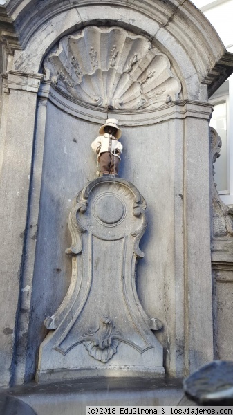 Manneken Pis Bruselas
manneken Pis, uno de los monumentos mas famosos de Bruselas
