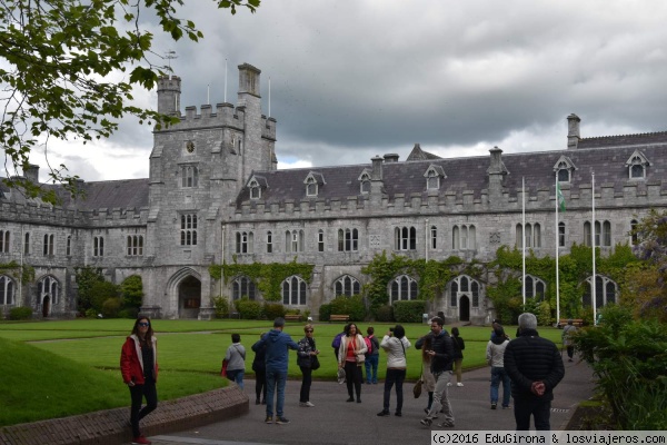 Universidad de Cork CORK (Irlanda)
Universidad de Cork. Espectacular sus jardines y patios.
