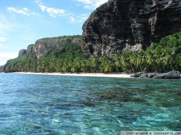 Playa Frontón/Samaná/vista general
Solo se puede acceder por agua,vista general
