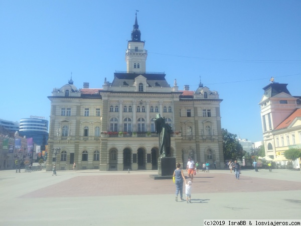 Novi Sad
plaza del ayuntamiento
