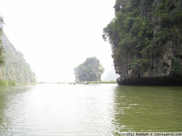 Cuevas de Tam Coc
Paseo en barca por las Cuevas de Tam Coc
