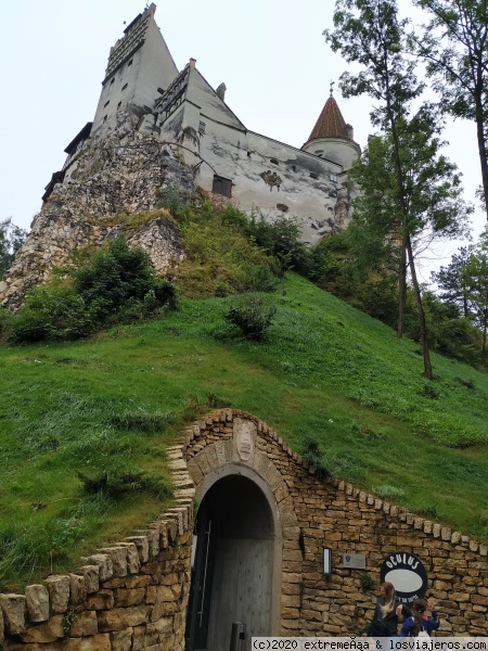 Castillo de Bran.
Salida por el Túnel del Castillo de Bran.
