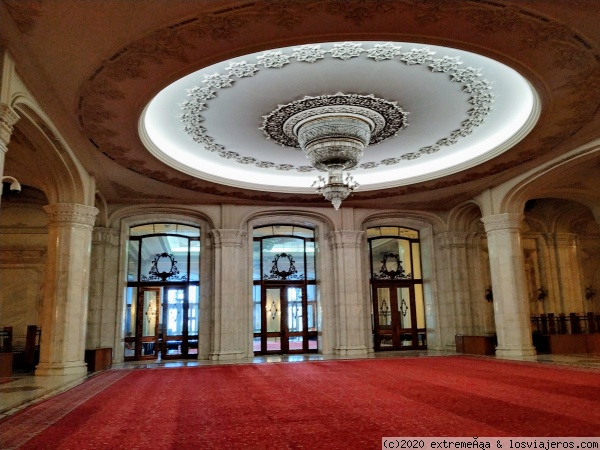 Bucarest
Palacio del Parlamento Rumano o Casa del Pueblo
