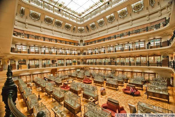 Museo Geológico y Minero
Una joya escondida en Madrid. Precioso edificio y estupenda colección.
