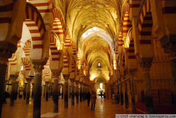 Mezquita de Cordoba
Capilla de San Pablo, síntexis entre el mundo musulmán y el cristiano.
