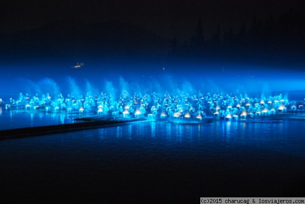 Hangzhou. Parque del Oeste. Espectaculo nocturno
Una de las escenas de este impresionante espectaculo
