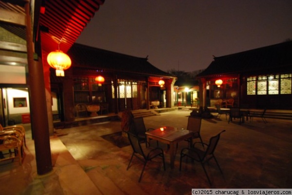 Hotel Courtyard, Beijing, China.
Patio del hotel por la noche. Muy, muy agradable.
