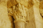 La burra de Balaam. Capìtel en el Monasterio de San Zoilo.