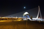 Ciudad de las Artes y las Ciencias. Vista nocturna y luna llena