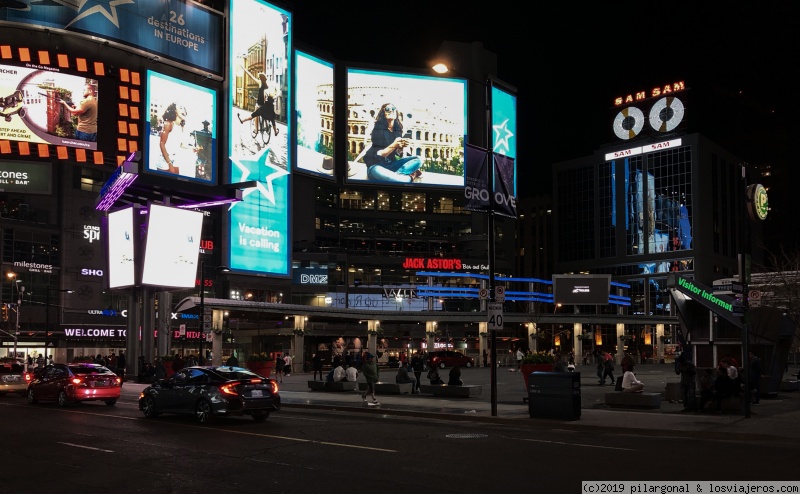 CANADA ESTE POR LIBRE (ABRIL 2018) - Blogs de Canada - Dia 12: Toronto (Old City Hall, AGO, Kensington Market, Casa Loma) (6)