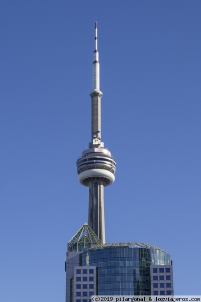 CN Tower
Torre de comunicaciones de Toronto, una de las más altas del mundo
