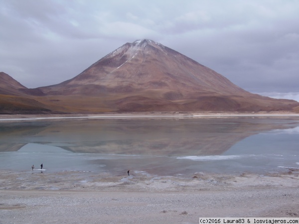 Laguna Verde
El Licancabur, frontera natural entre Bolivia, Chile y Argentina
