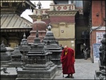 Paseando entre stupas
kathmandu nepal monje stupa