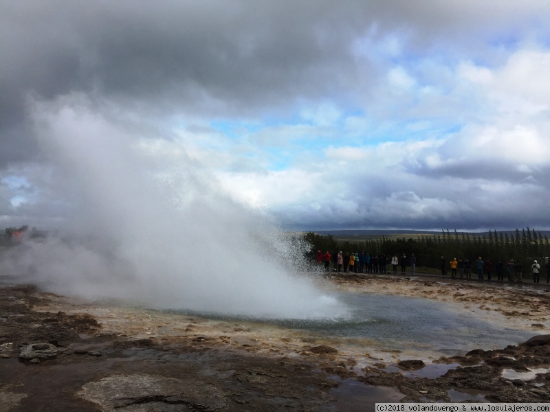 15 días maravillosos por Islandia - Blogs de Islandia - 3º Día, por el P.N Þingvellir, Geysir y Gulfoss (5)