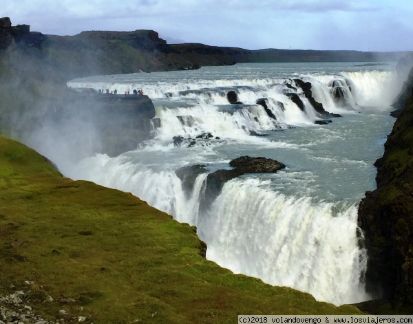 Gulfoss
Esta hermosa cascada se encuentra en el llamado Circulo Dorado en Islandia
