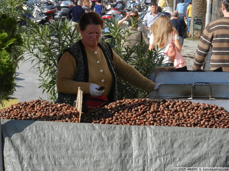 Viajar a  Croacia: Precio Tabaco - Puesto de Castañas en Split (Precio Tabaco)