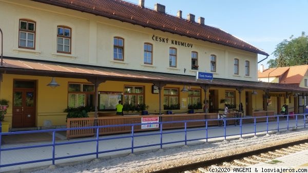 Estación de Ferrocarril - Cesky Krumlov - República Checa
La estación de tren en Cesky Krumlov se encuentra a unos 2 km del centro de la ciudad
