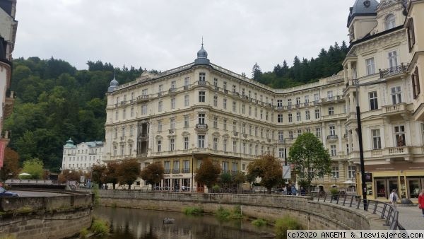 Karlovy Vary: Hoteles, balnearios - República Checa - Forum Eastern Europe