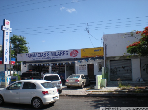 Farmacia de medicamentos genéricos en Cancún
Las veces que he ido a RM siempre voy a estas farmacias, también hay en Playa del Carmen y en Tulum pueblo porque tienen una crema estupenda para las picaduras de mosquitos y no llega el precio a 1€
