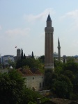 Minarete de la Mezquita Yivli Minareli en Antalya