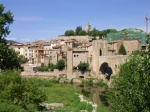 Panorámica de Besalú y su puente (Gerona)