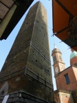 Torre Garisenda ( Bologna )
