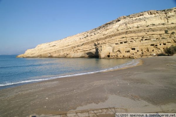 Playa de Matala - Creta
Playa de Matala, centro de vacaciones del sur de Creta y asentamiento hippie en los años 60. Antiguo puerto de la ciudad minoica de Festos
